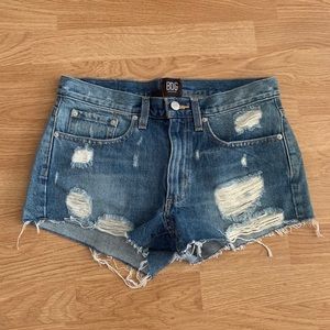 BDG mid rise shorts